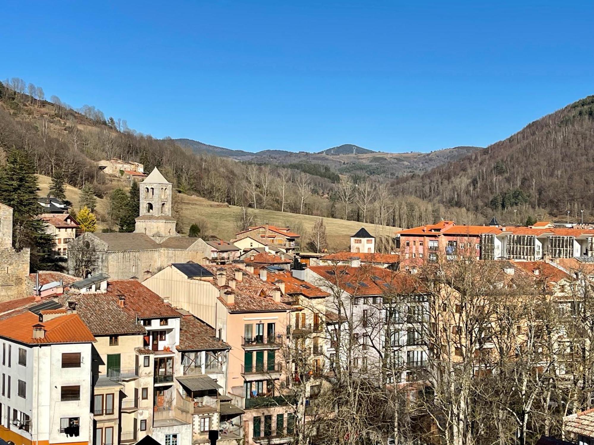 Apartamento Colgante Al Rio Con Vistas Al Puente Camprodon Dış mekan fotoğraf